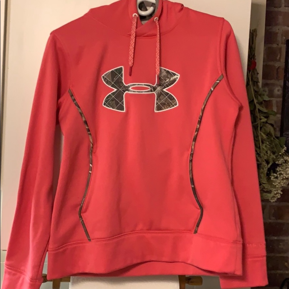 Under Armour storm sweatshirt